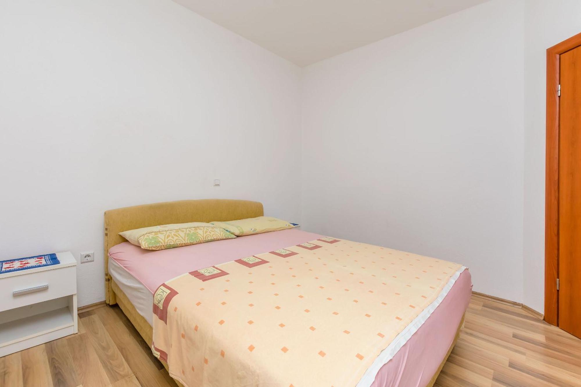 Apartments Kristina 오미스 외부 사진